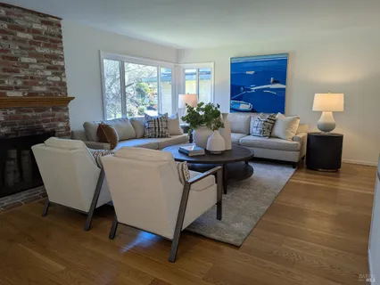 $1,149,000 | 309 Oak Manor Drive, Fairfax, CA 94930