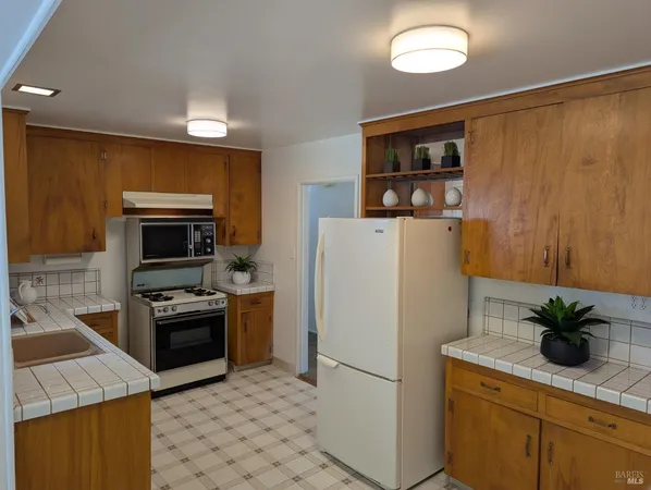 $1,149,000 | 309 Oak Manor Drive, Fairfax, CA 94930