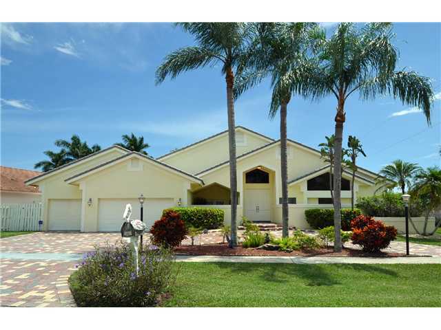 7666 Fairway Trail Boca Raton, FL 33487 - Photo 1 of 25 Primary Photo
