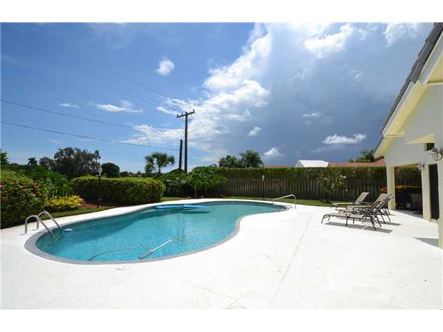 7666 Fairway Trail Boca Raton, FL 33487 - Photo 3 of 25 Additional Photo