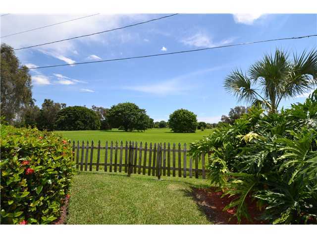 7666 Fairway Trail Boca Raton, FL 33487 - Photo 4 of 25 Additional Photo