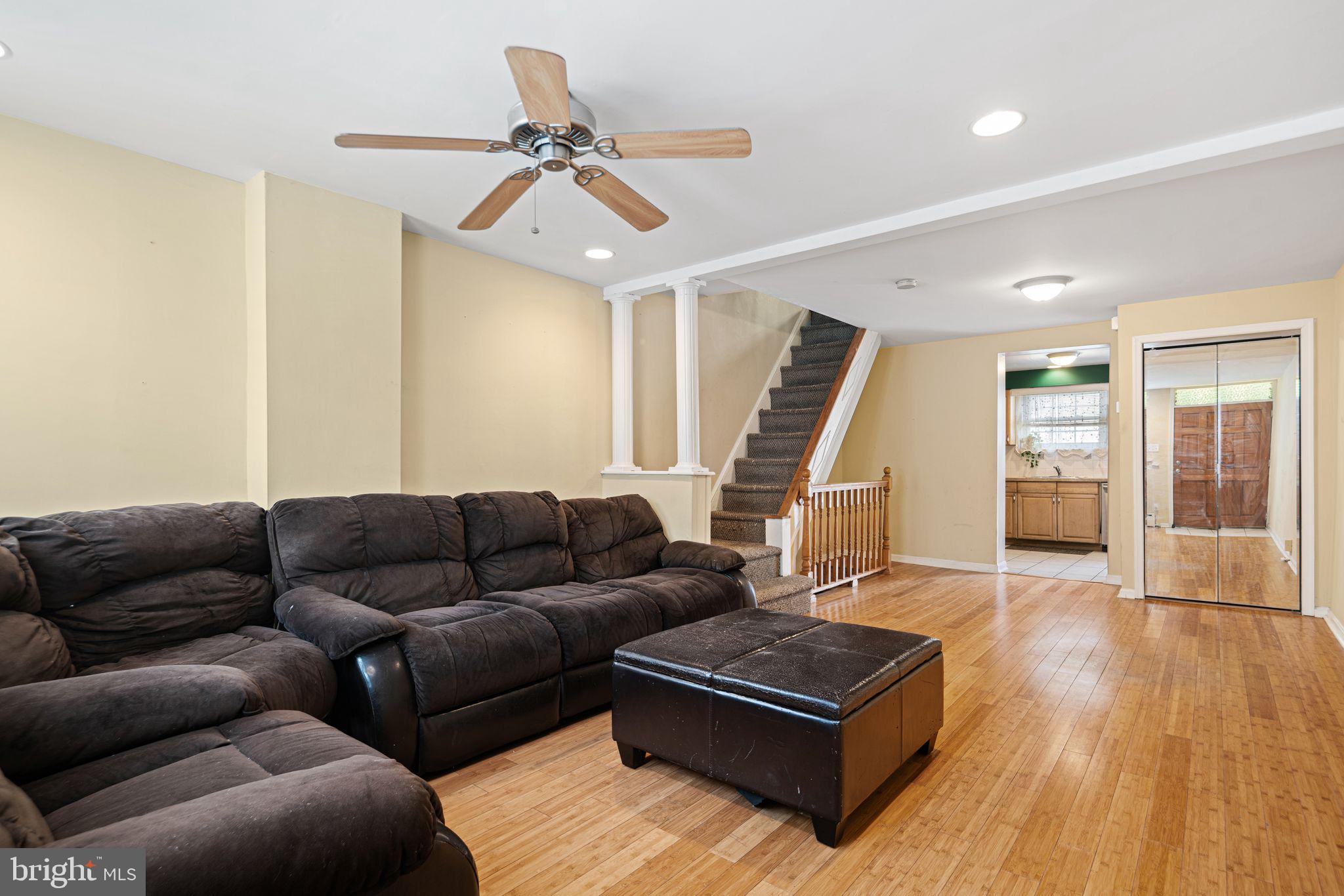 1925 South Alder Street Philadelphia, PA 19148 - Photo 2 of 13 a living room with furniture and wooden floor