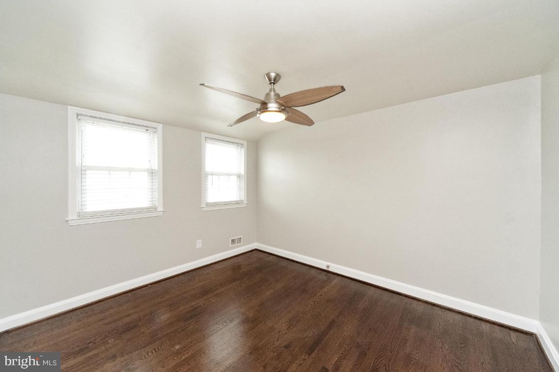 1642 Thetford Road Baltimore, MD 21286 - Photo 15 of 21 Bedroom 1