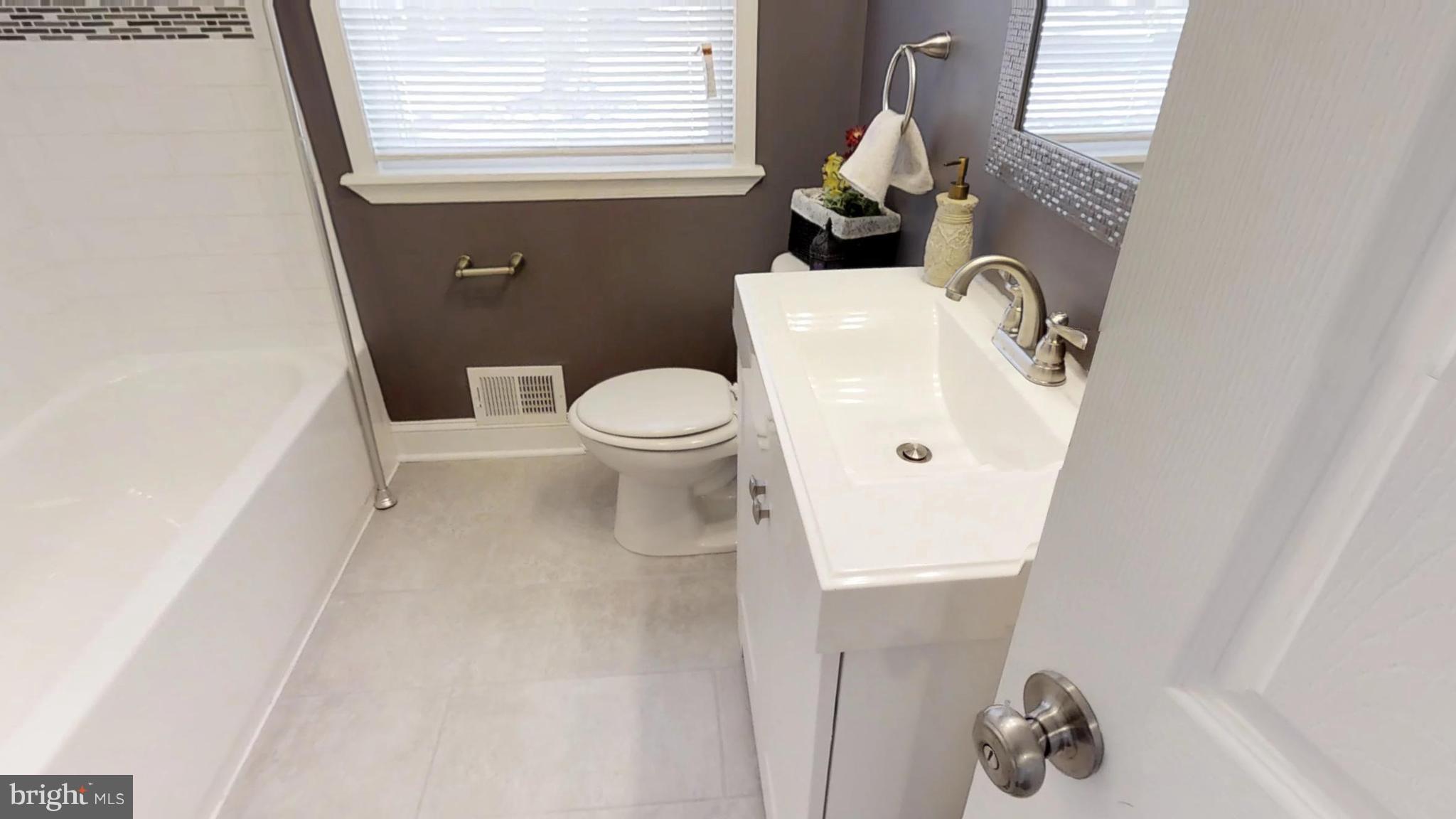 3610 Chapman Road Randallstown, MD 21133 - Photo 12 of 28 Bath