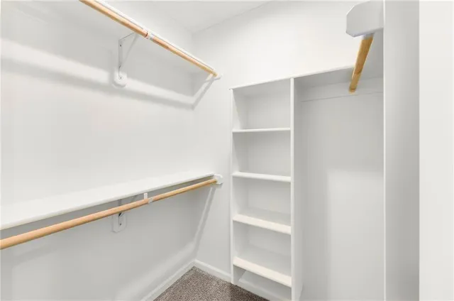 $355,000 | 2216 Pemberton Drive, Harrisonville, MO 64701