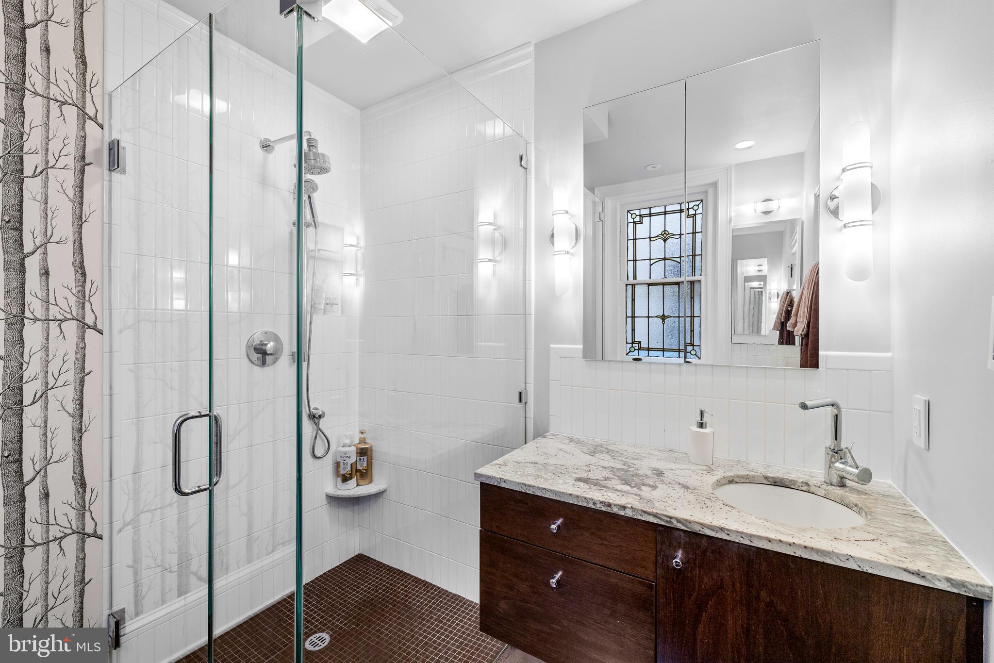 2139 Locust Street Philadelphia, PA 19103 - Photo 28 of 45 Gallery Image 28