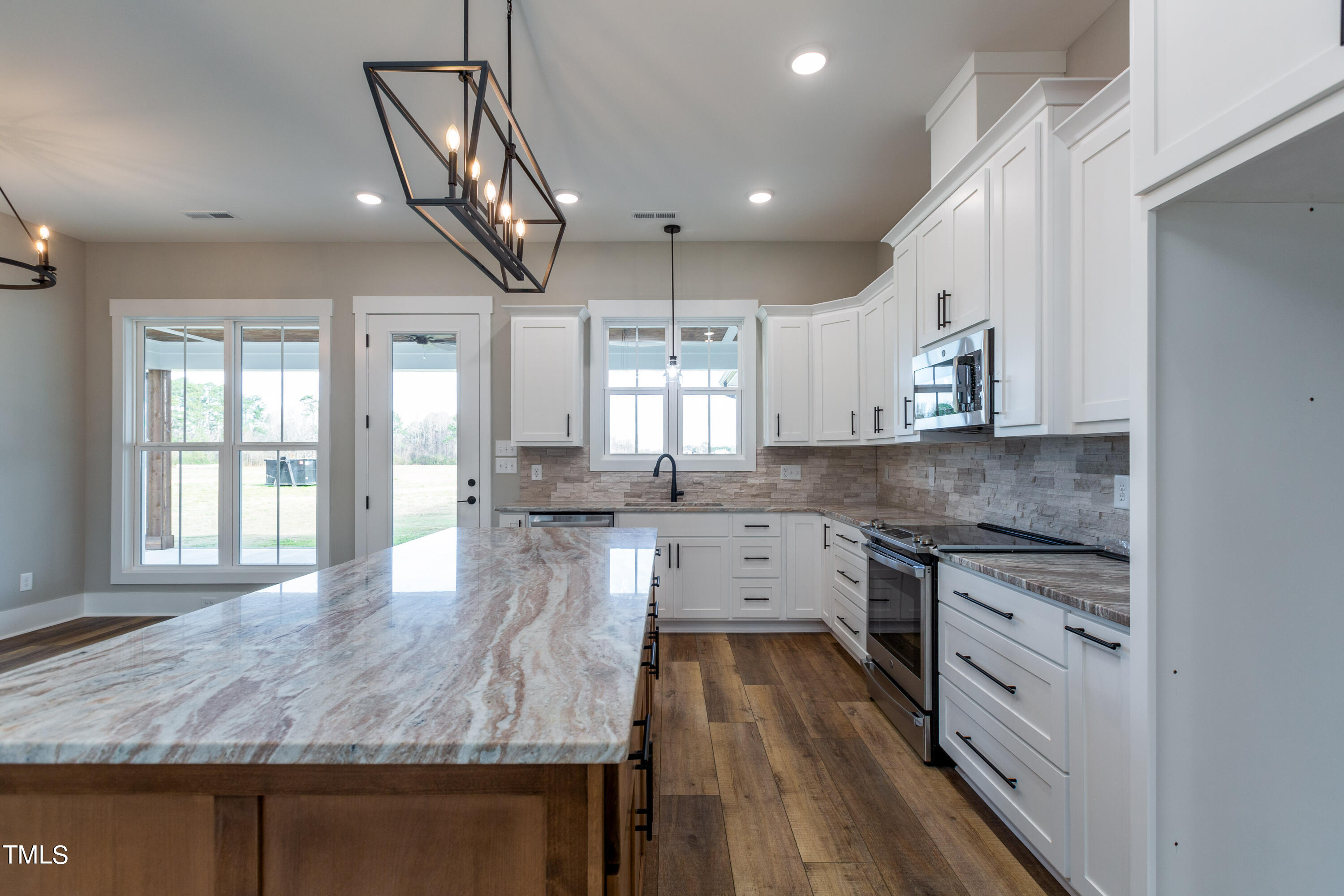 178 Banner Elk Road Benson, NC 27504 - Photo 8 of 30 Kitchen