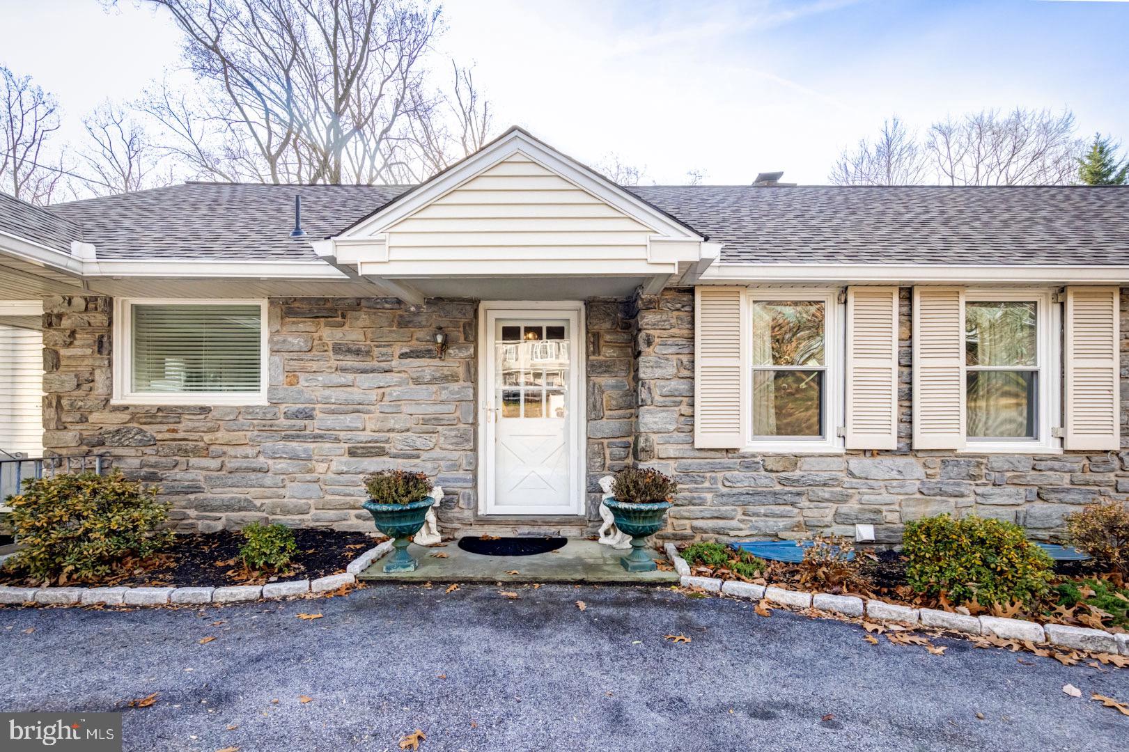 677 Knox Road Wayne, PA 19087 - Photo 2 of 25 Exterior Front