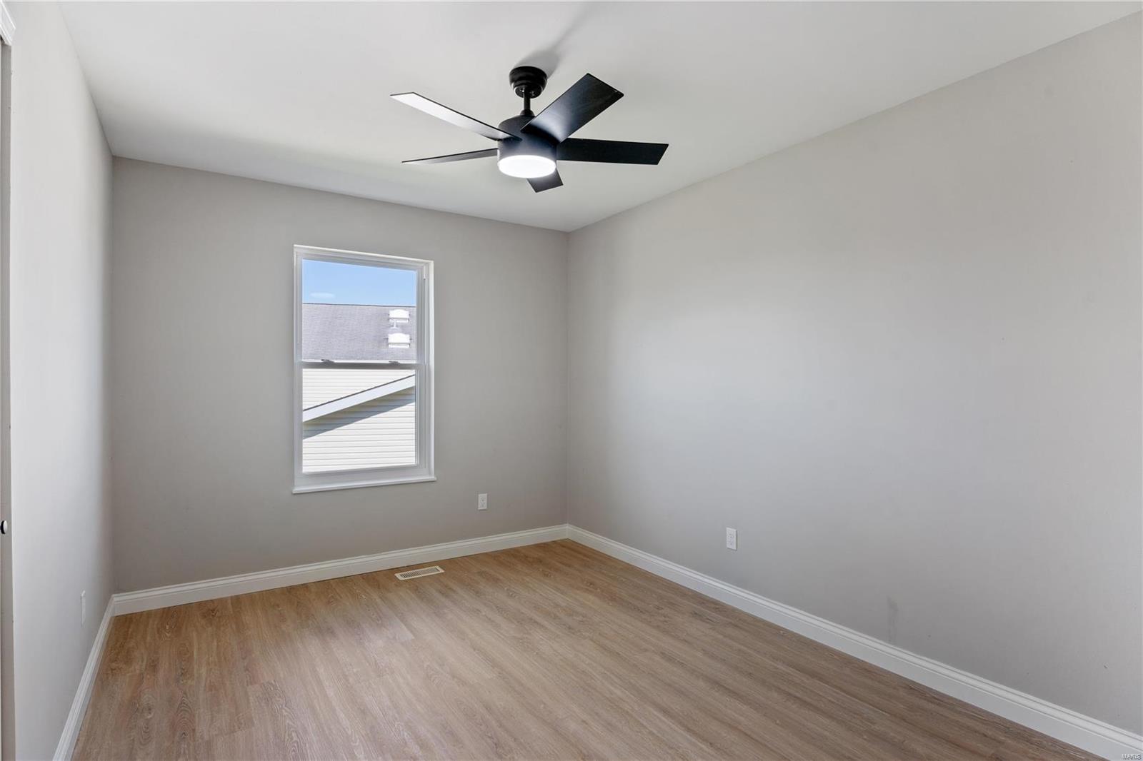 49 Green Pines Circle St. Peters, MO 63376 - Photo 13 of 21