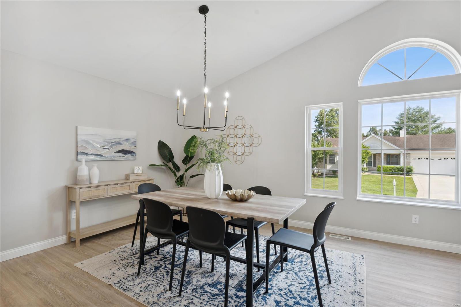 49 Green Pines Circle St. Peters, MO 63376 - Photo 3 of 21