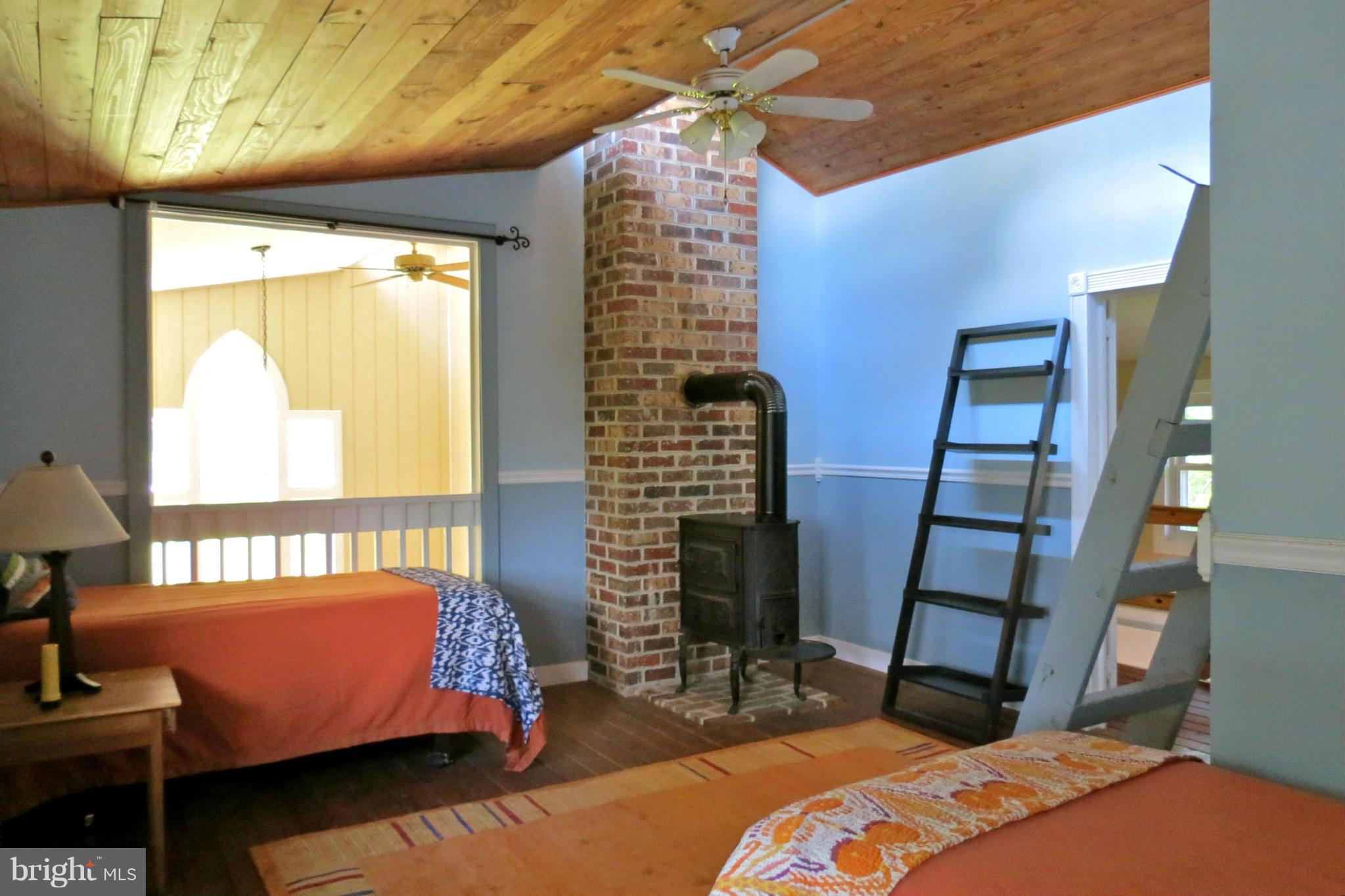 324 Riley Hollow Road Huntly, VA 22640 - Photo 14 of 24 Bedroom