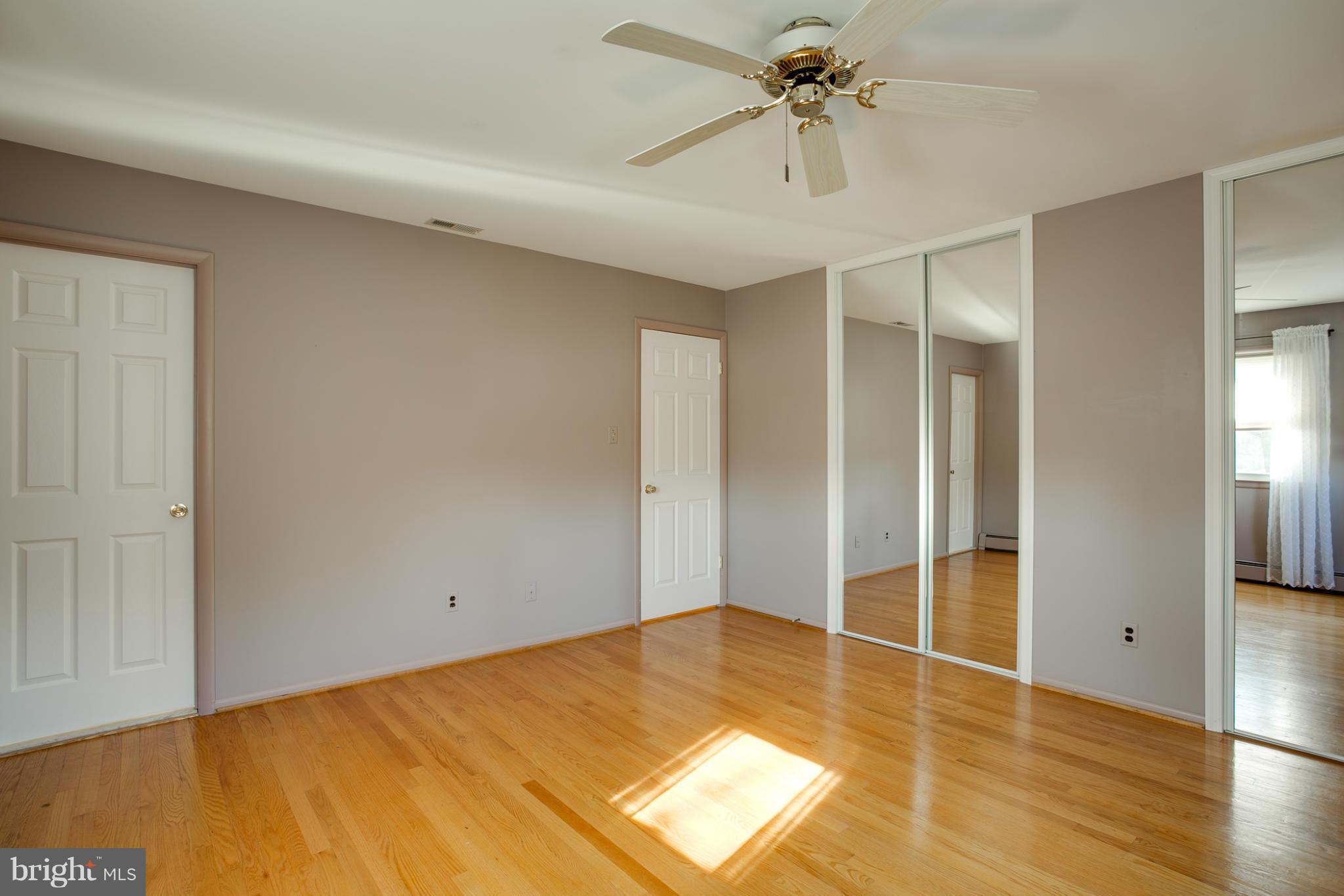 4591 Roundhill Road Ellicott City, MD 21043 - Photo 19 of 25 Bedroom (Master)
