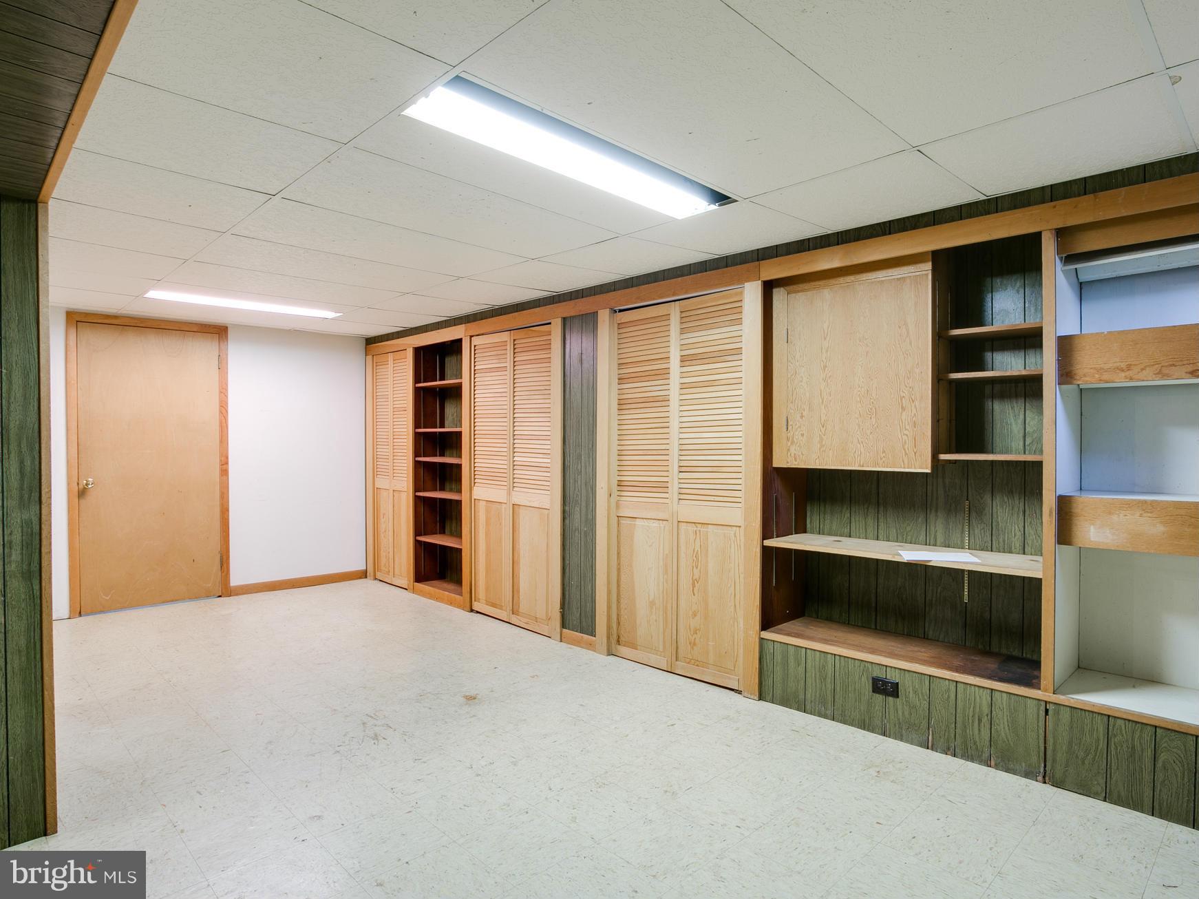 4591 Roundhill Road Ellicott City, MD 21043 - Photo 22 of 25 Basement