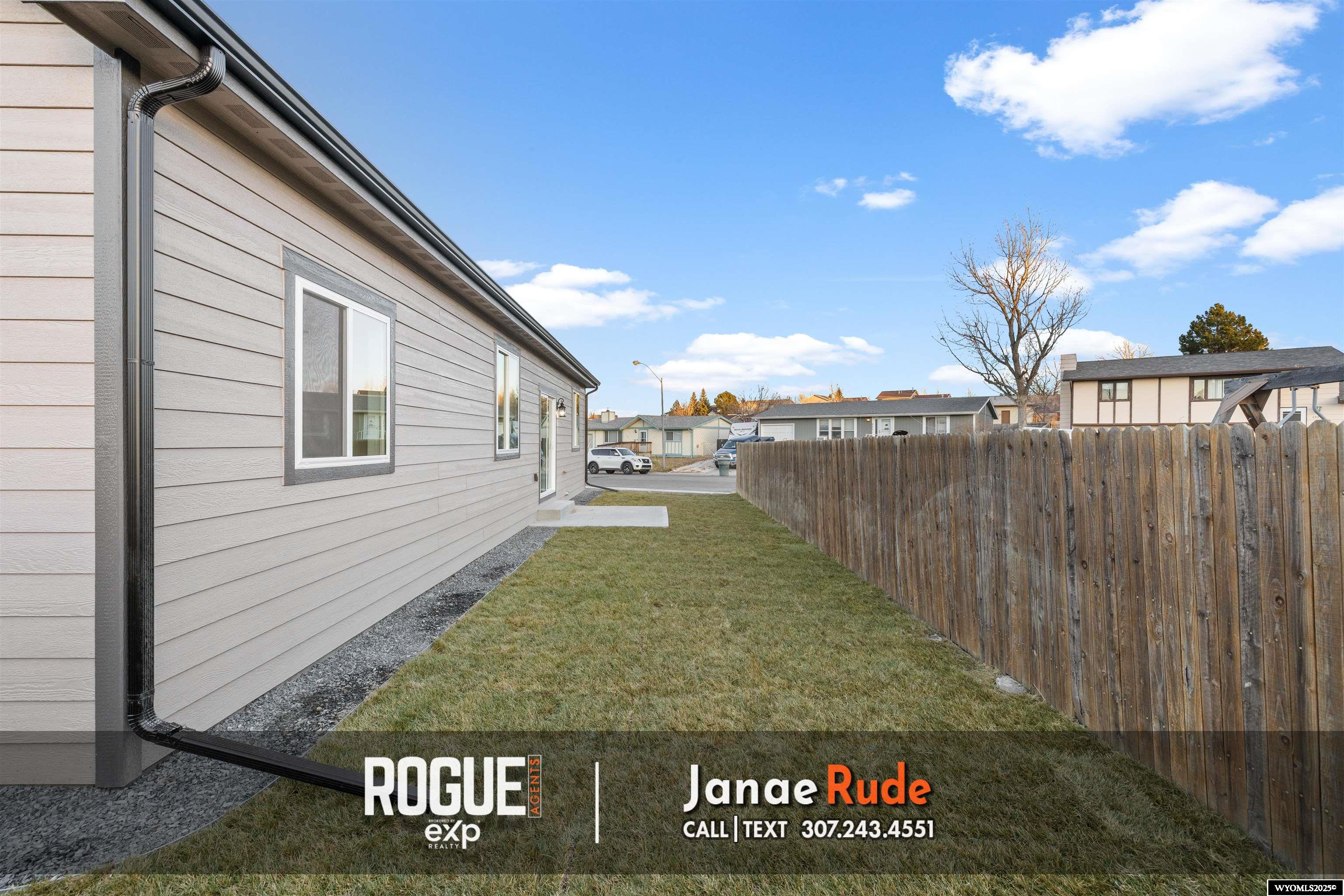 2011 East 22nd Street Casper, WY 82601 - Photo 32 of 35