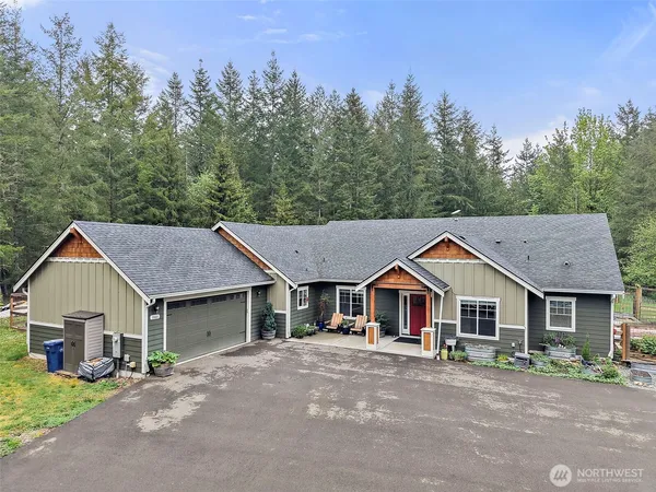 $1,414,950 | 35888 301st Place Southeast, Enumclaw, WA 98022