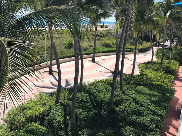 $4,500 | 100 Lincoln Road, Unit 1007, Miami Beach, FL 33139
