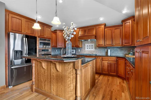 $800,000 | 7204 Vallevue Drive, Greeley, CO 80634