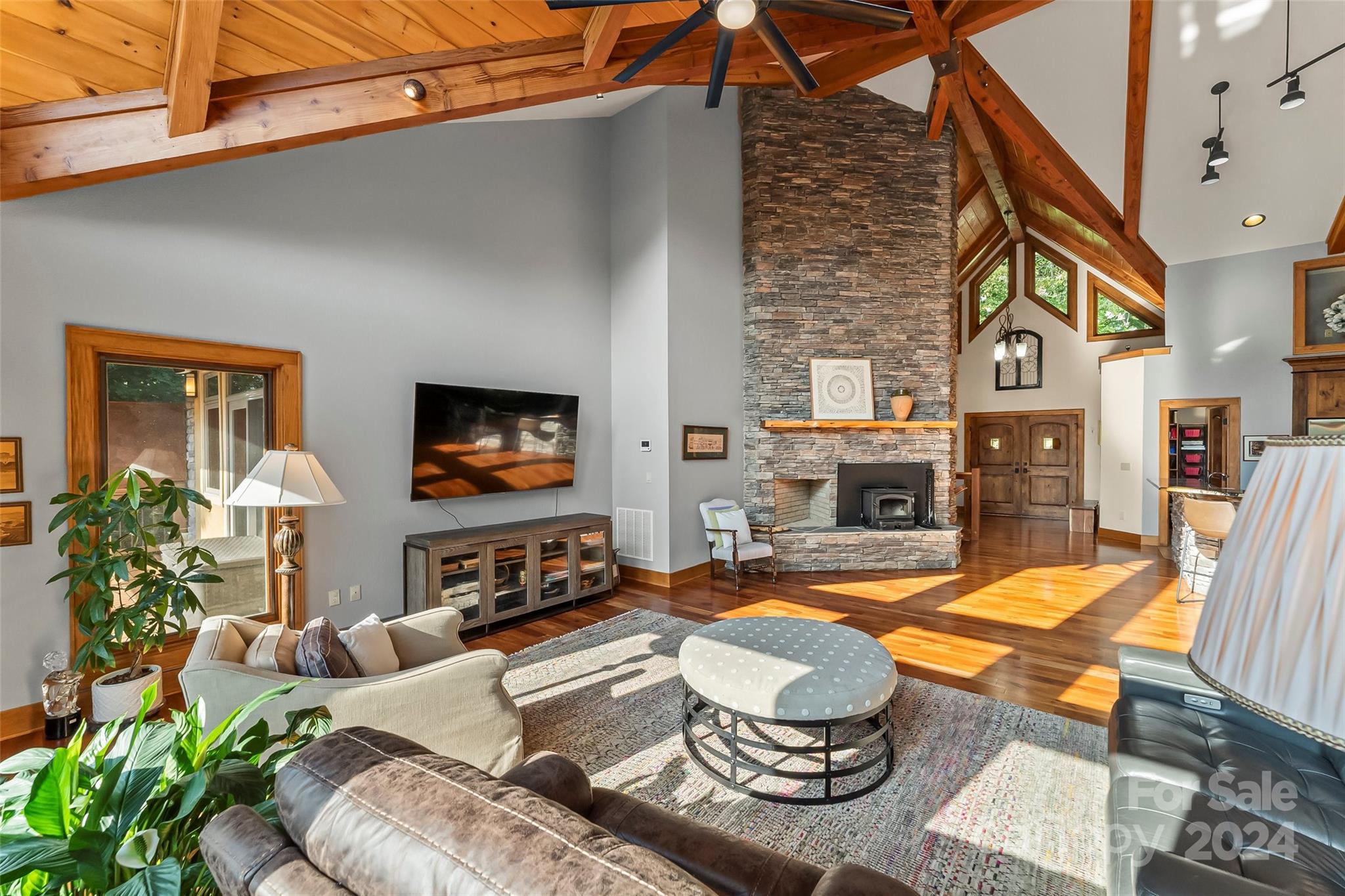 65 Cansadie Top Road Waynesville, NC 28785 - Photo 8 of 48 Gallery Image 8
