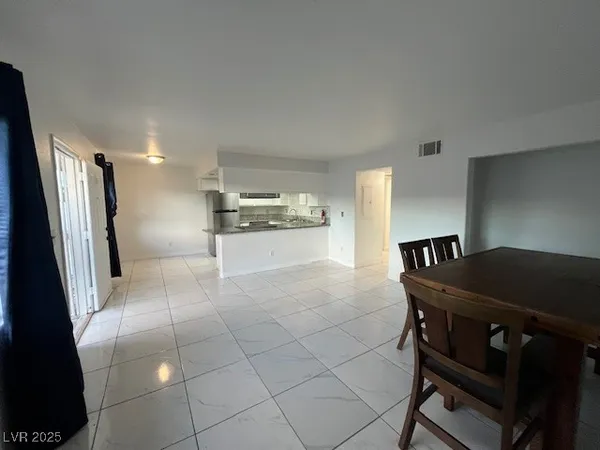 $1,195 | 4030 East Carey Avenue, Unit 1, Las Vegas, NV 89115