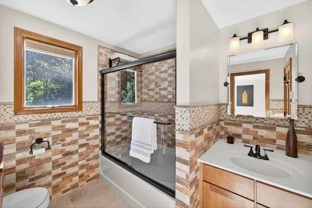 $1,495,000 | 121 Streeter Hill Road, North Falmouth, MA 02556