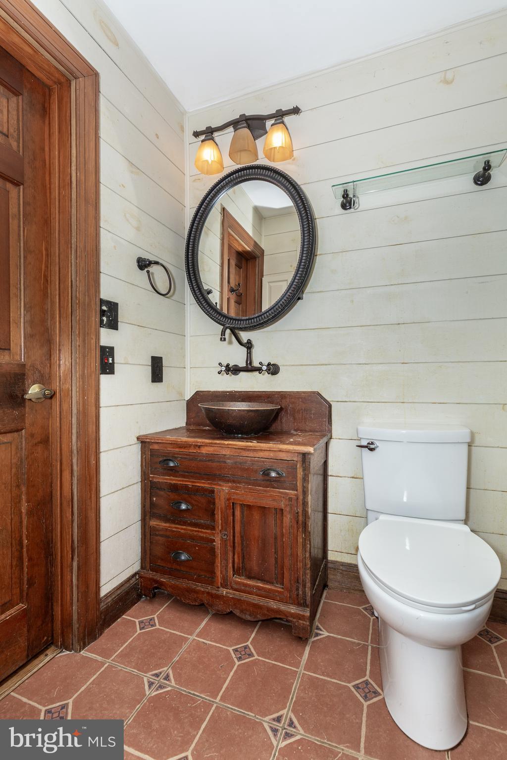 15 Ridgeview Drive Westminster, MD 21157 - Photo 26 of 77 1st fl full bath