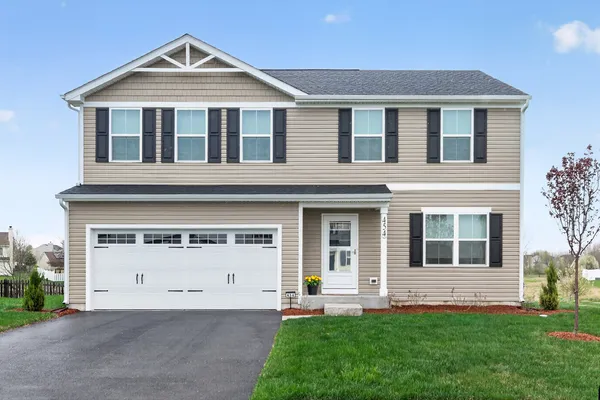 $365,000 | 454 Thresher Street, DeKalb, IL 60115