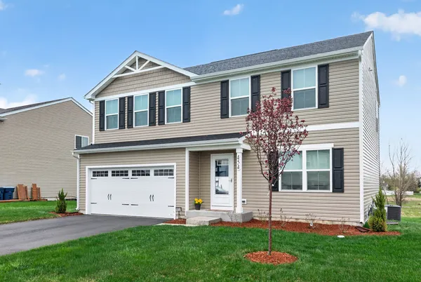 $365,000 | 454 Thresher Street, DeKalb, IL 60115