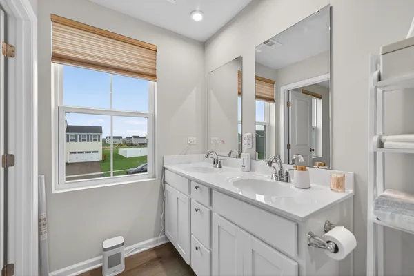 $365,000 | 454 Thresher Street, DeKalb, IL 60115