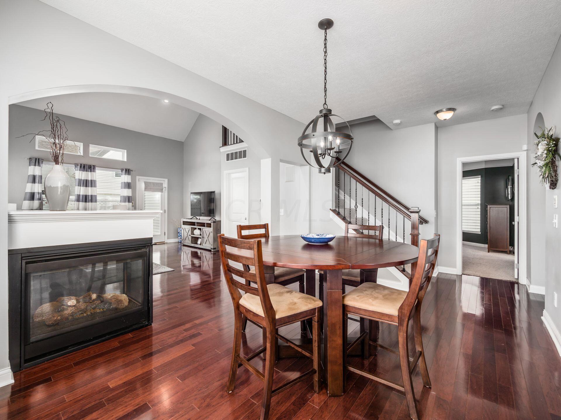 6176 Benon Road Westerville, OH 43081 - Photo 18 of 38 Dining Room