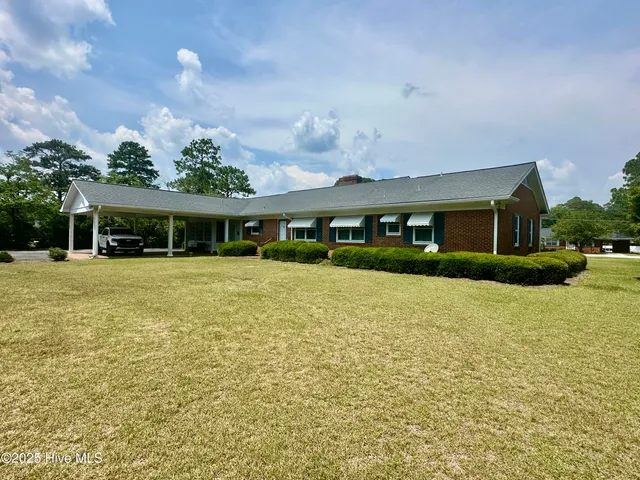 $357,000 | 109 Conway Road, Fair Bluff, NC 28439