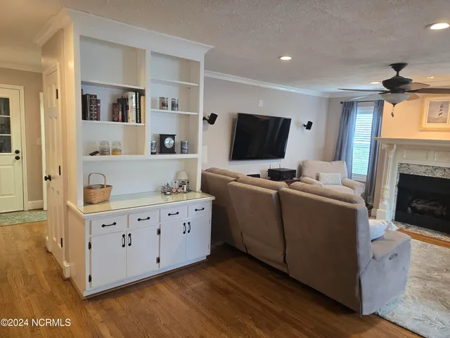 $350,000 | 306 Pecan Lane, Laurinburg, NC 28352