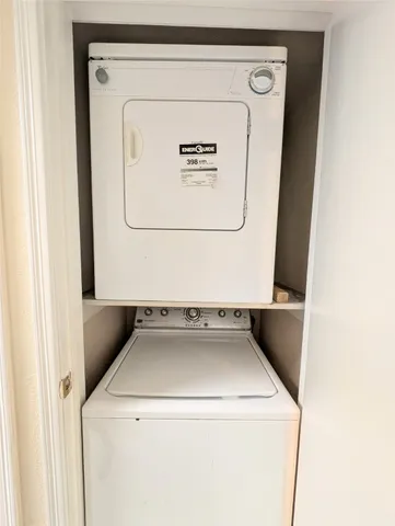 $115,000 | 2750 Holly Hall Street, Unit 1504, Houston, TX 77054