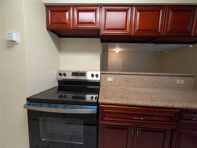 $115,000 | 2750 Holly Hall Street, Unit 1504, Houston, TX 77054