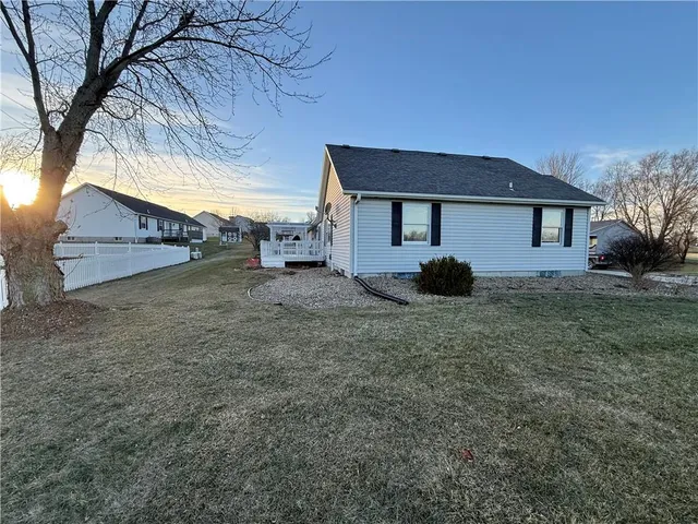 $345,000 | 606 Serenity Loop, Maryville, MO 64468