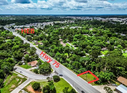 $45,000 | 203 State Highway 75 North, Huntsville, TX 77320
