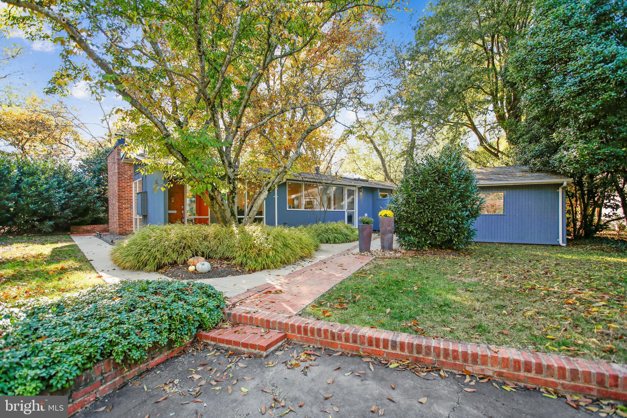 2201 Marthas Road Alexandria, VA 22307 - Photo 1 of 42
