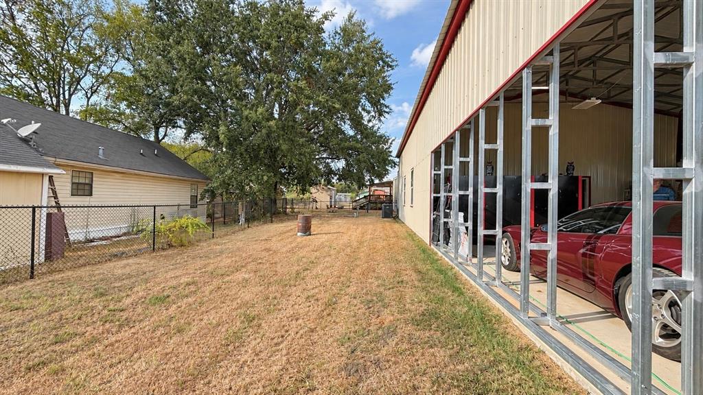 104 Ute Quitman, TX 75783 - Photo 8 of 40 Gallery Image 8