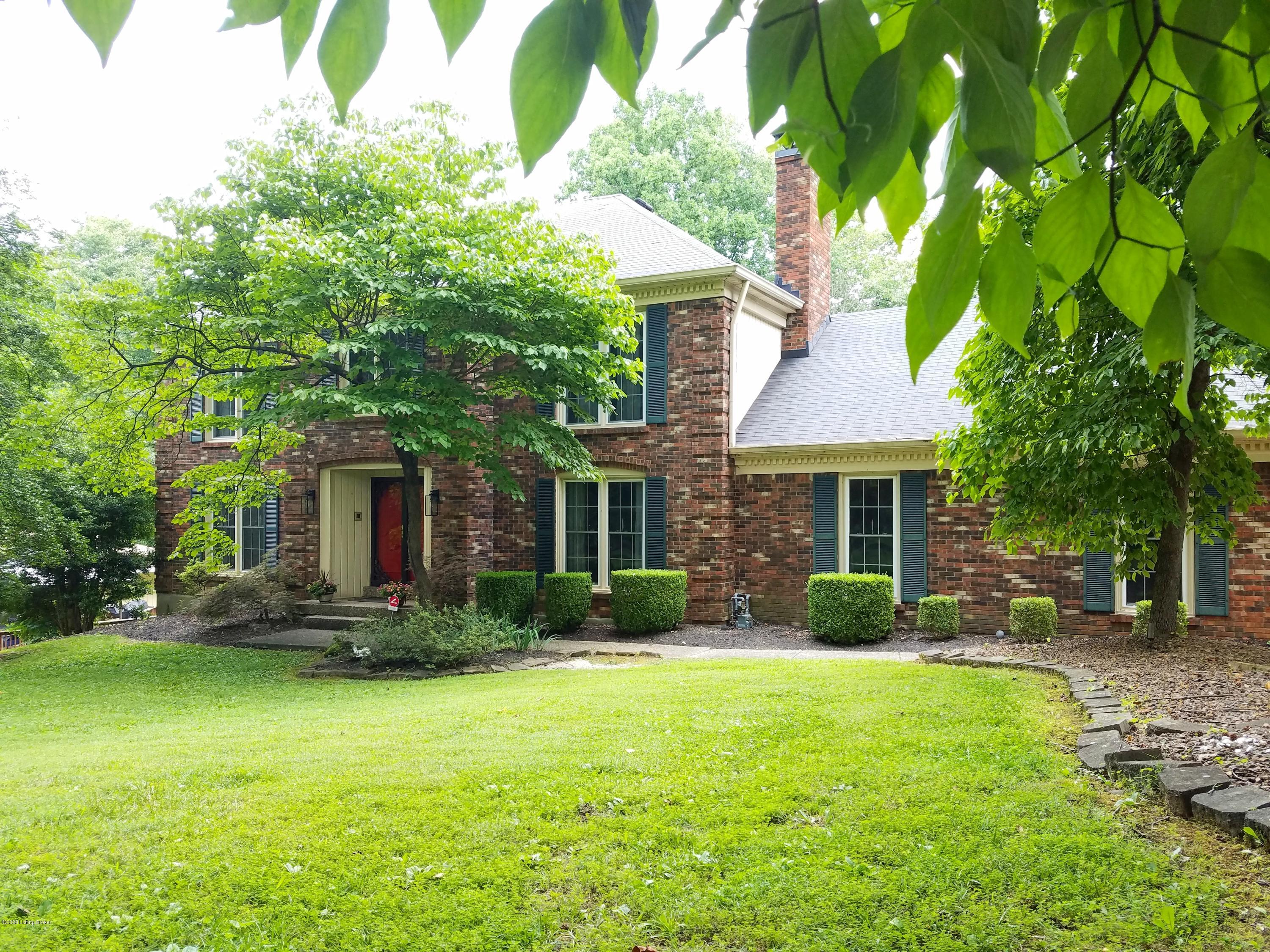 7311 Cardinal Hill Road Louisville, KY 40214 - Photo 1 of 30 2 story with pool