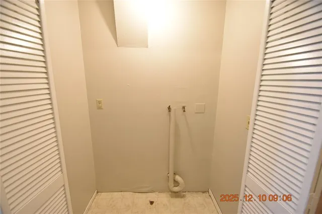 $1,750 | 5824 Grey Street, New Port Richey, FL 34652