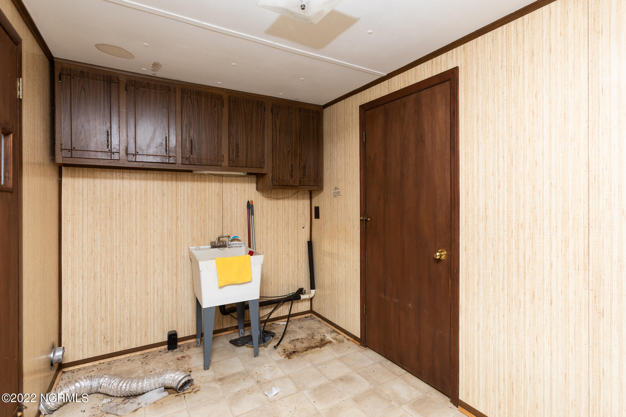 27 Highway 24 Eagle Springs, NC 27242 - Photo 18 of 21 15