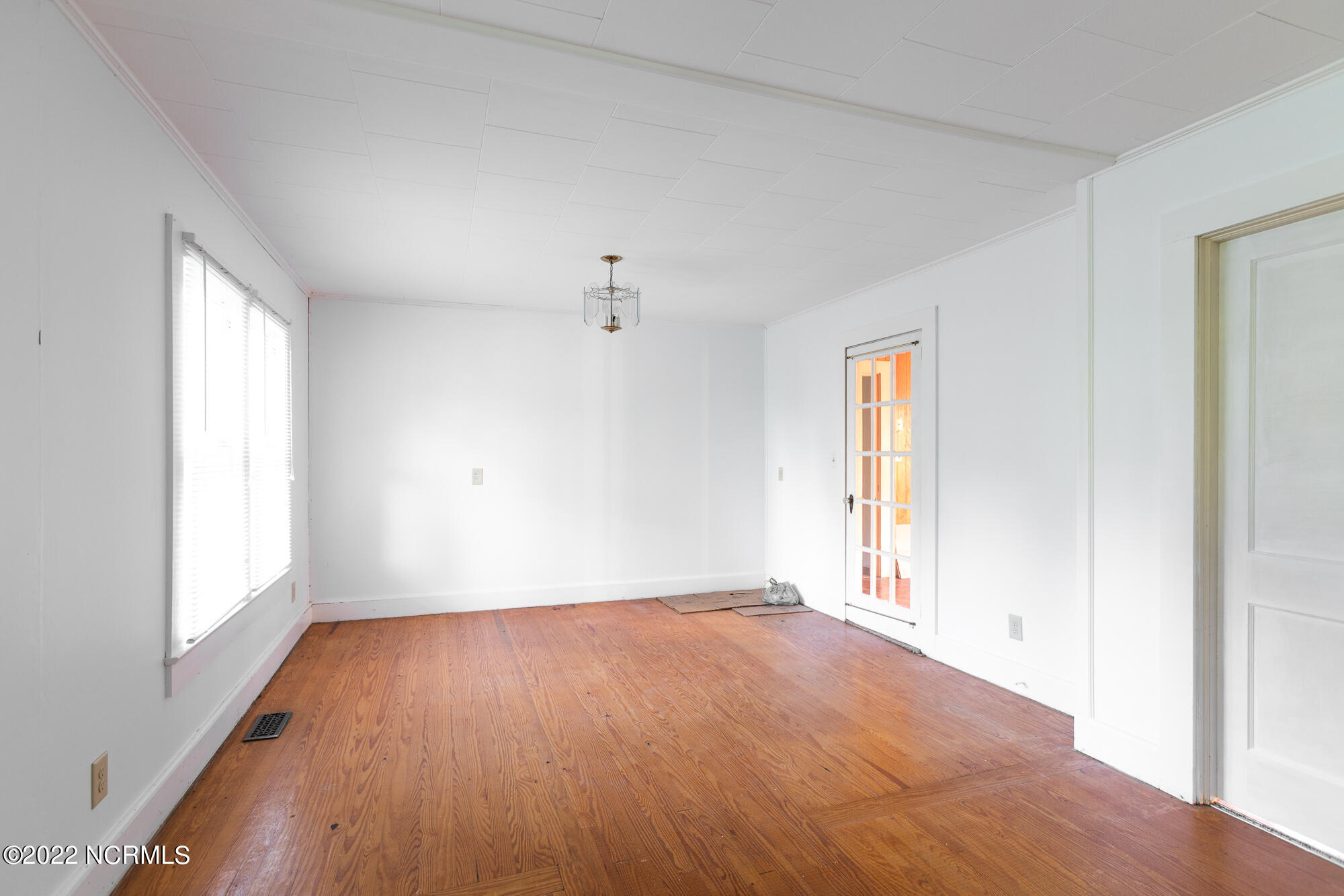 27 Highway 24 Eagle Springs, NC 27242 - Photo 5 of 21 9