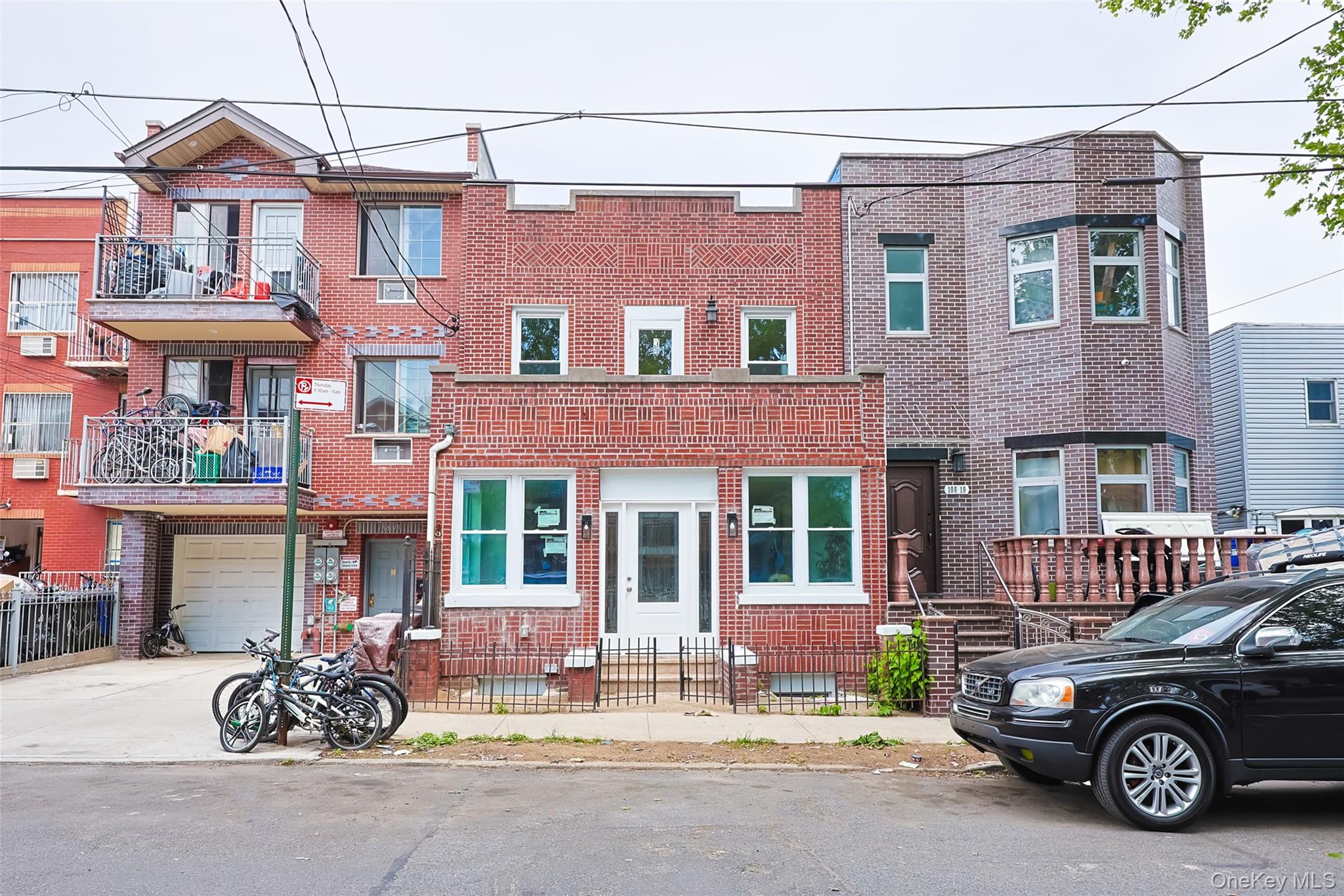108-17 35th Avenue Queens, NY 11368 - Photo 1 of 35