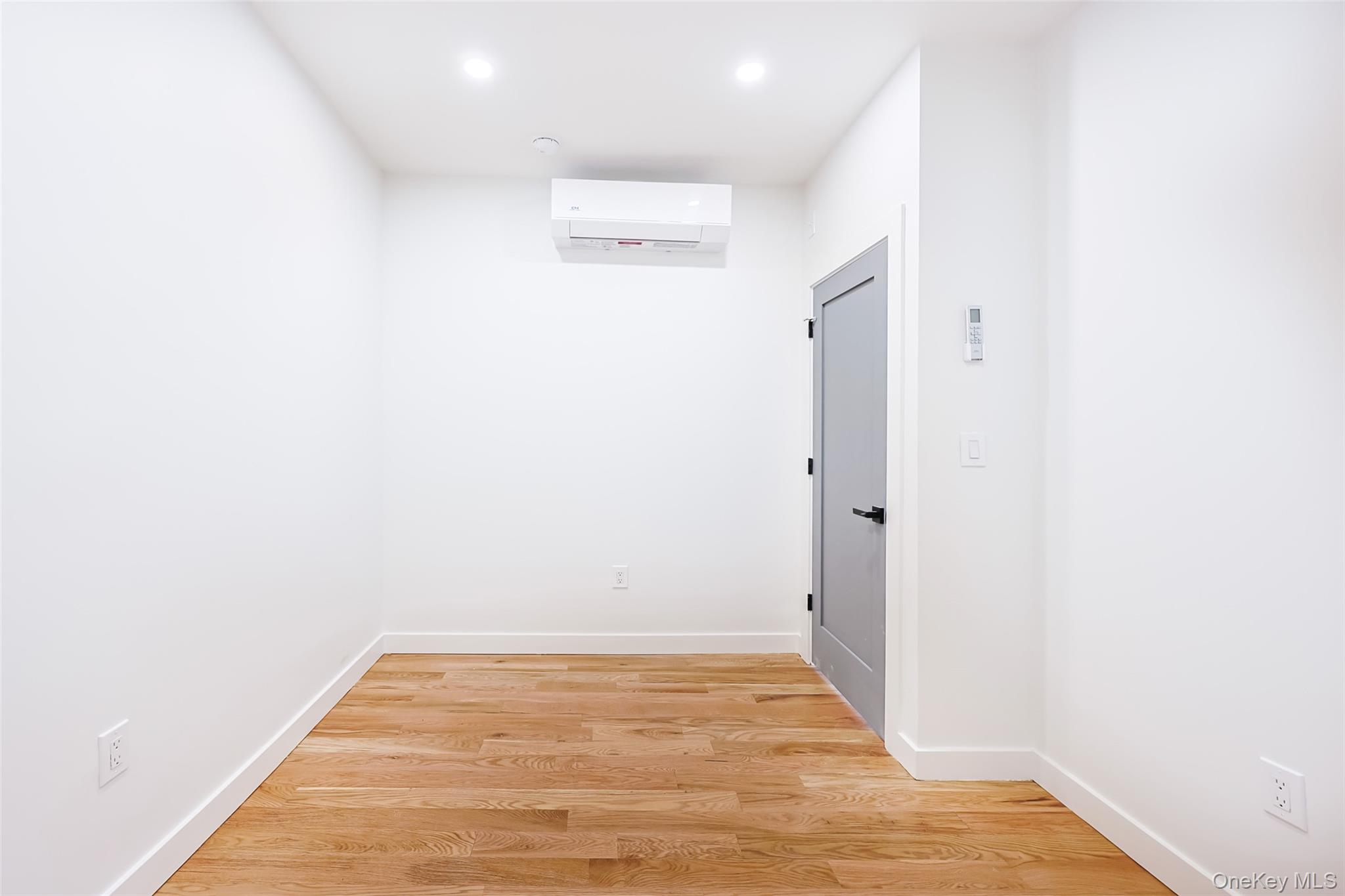 108-17 35th Avenue Queens, NY 11368 - Photo 28 of 35