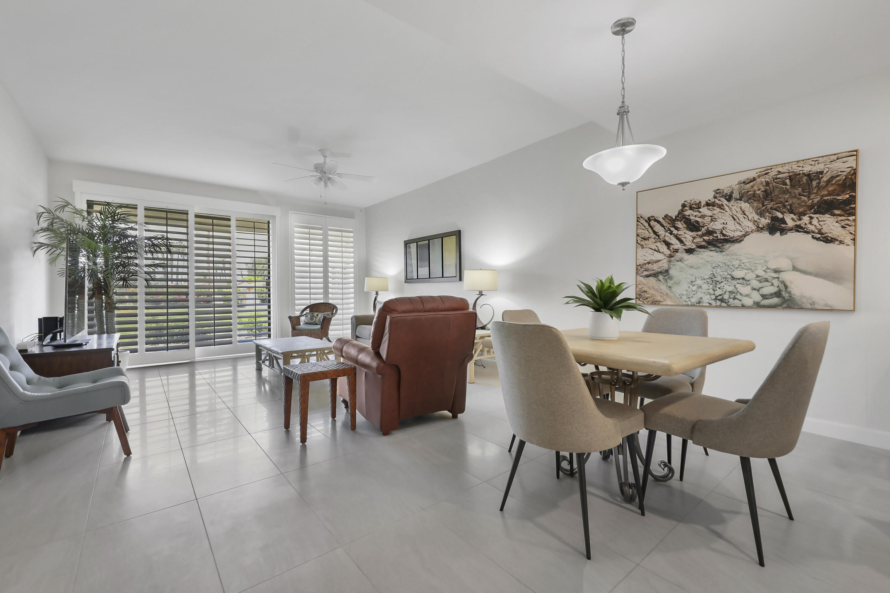 31 Malaga Drive Rancho Mirage, CA 92270 - Photo 3 of 40 Malaga31#3