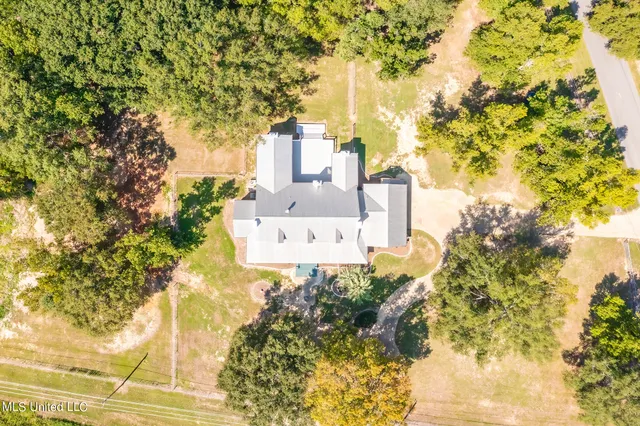 $550,000 | 7855 Hwy 11 Carriere Ms 39426, Carriere, MS 39426