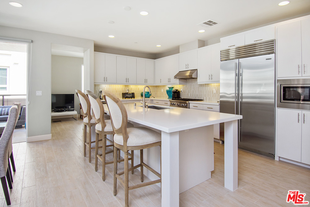 12879 West Runway Road, Unit 2 Los Angeles, CA 90094 - Photo 1 of 35 Gallery Image 1