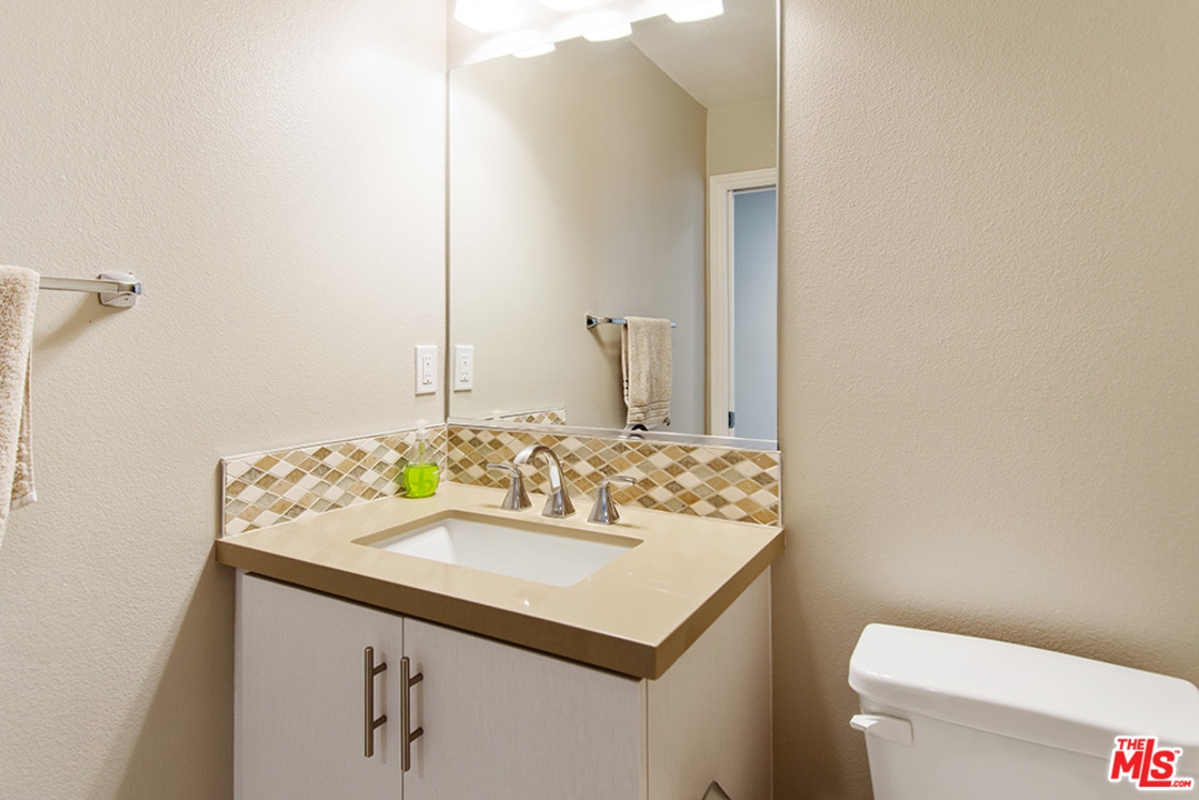 12879 West Runway Road, Unit 2 Los Angeles, CA 90094 - Photo 14 of 35 Gallery Image 14