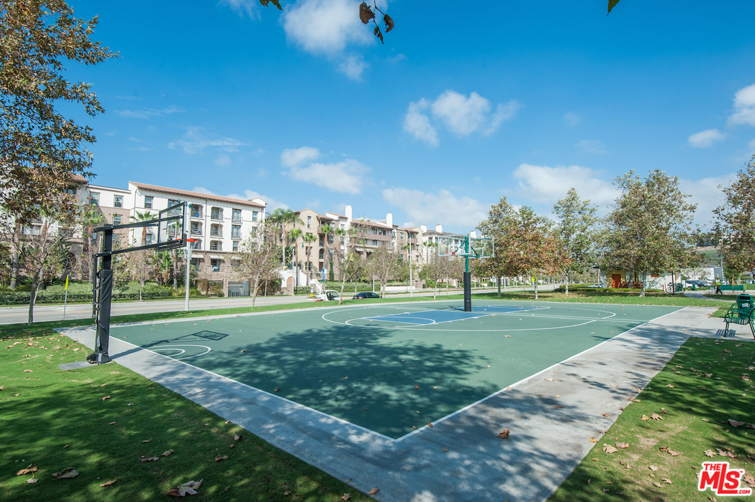 12879 West Runway Road, Unit 2 Los Angeles, CA 90094 - Photo 31 of 35 Gallery Image 31