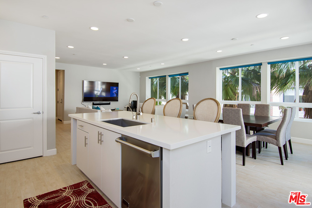 12879 West Runway Road, Unit 2 Los Angeles, CA 90094 - Photo 6 of 35 Gallery Image 6