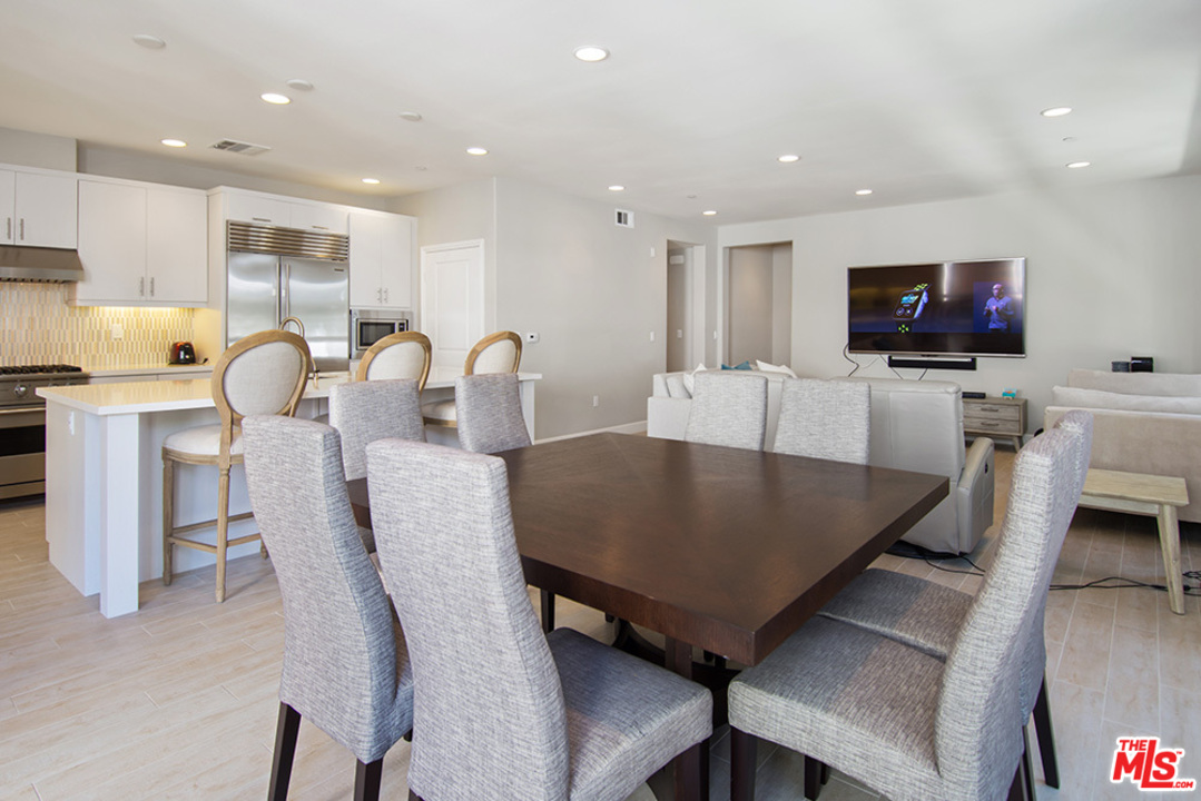 12879 West Runway Road, Unit 2 Los Angeles, CA 90094 - Photo 7 of 35 Gallery Image 7